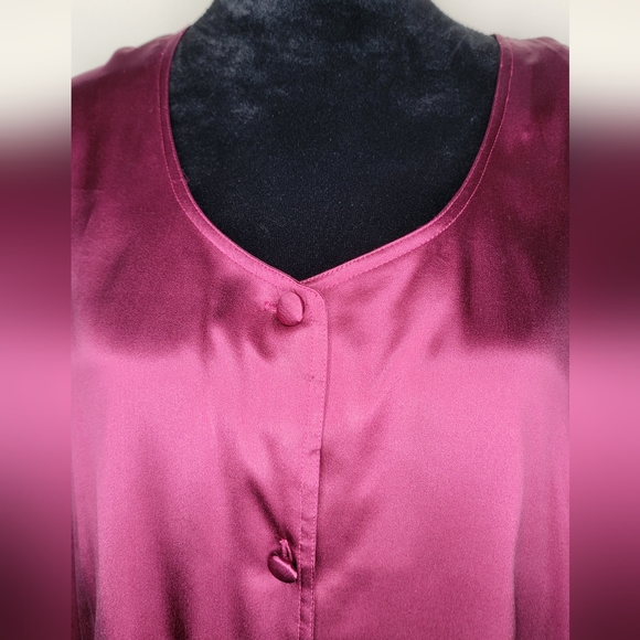 NWT Vintage Victoria's Secret Gold Label 100% Silk Long Sleeve Sleep Shirt L - Picture 3 of 6